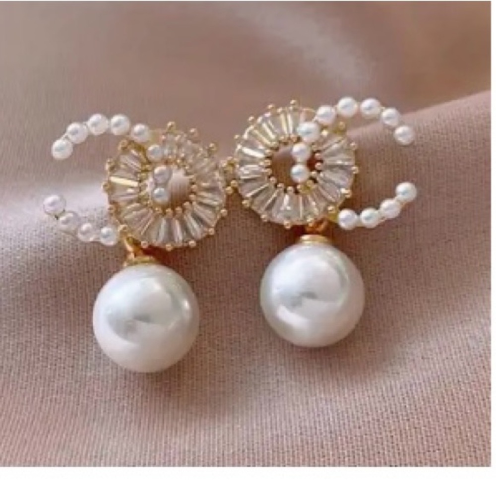 Simulated Pearl/CZ Beget Earrings